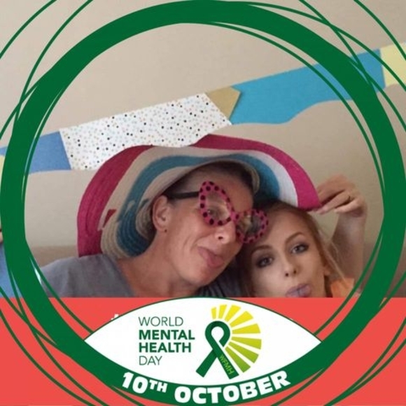 Meet your Posher, Joann - Picture 1 of 1